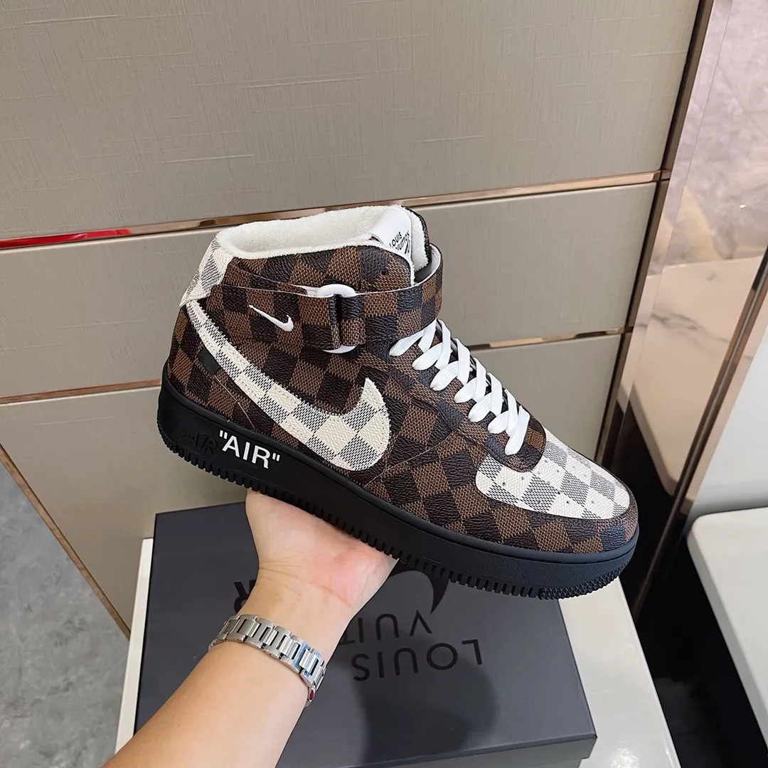P480 Loui* Vuitto* x OFF-WHITE x Nike three-party collaboration! Trendy and cool men's high-top casual sports shoes with unrivaled color matching. The design idea basically continues the style of THE TEN. The Swoosh line and tongue label have a very familiar visual effect and are both fashionable and trendy! A must-have for fashionistas! The effect on your feet is absolutely stunning! Size: 38-45